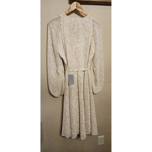 NWT Gal Meets Glam Esther Long Sleeve Midi Dress Cream Combo Print Size 12 - Picture 4 of 9